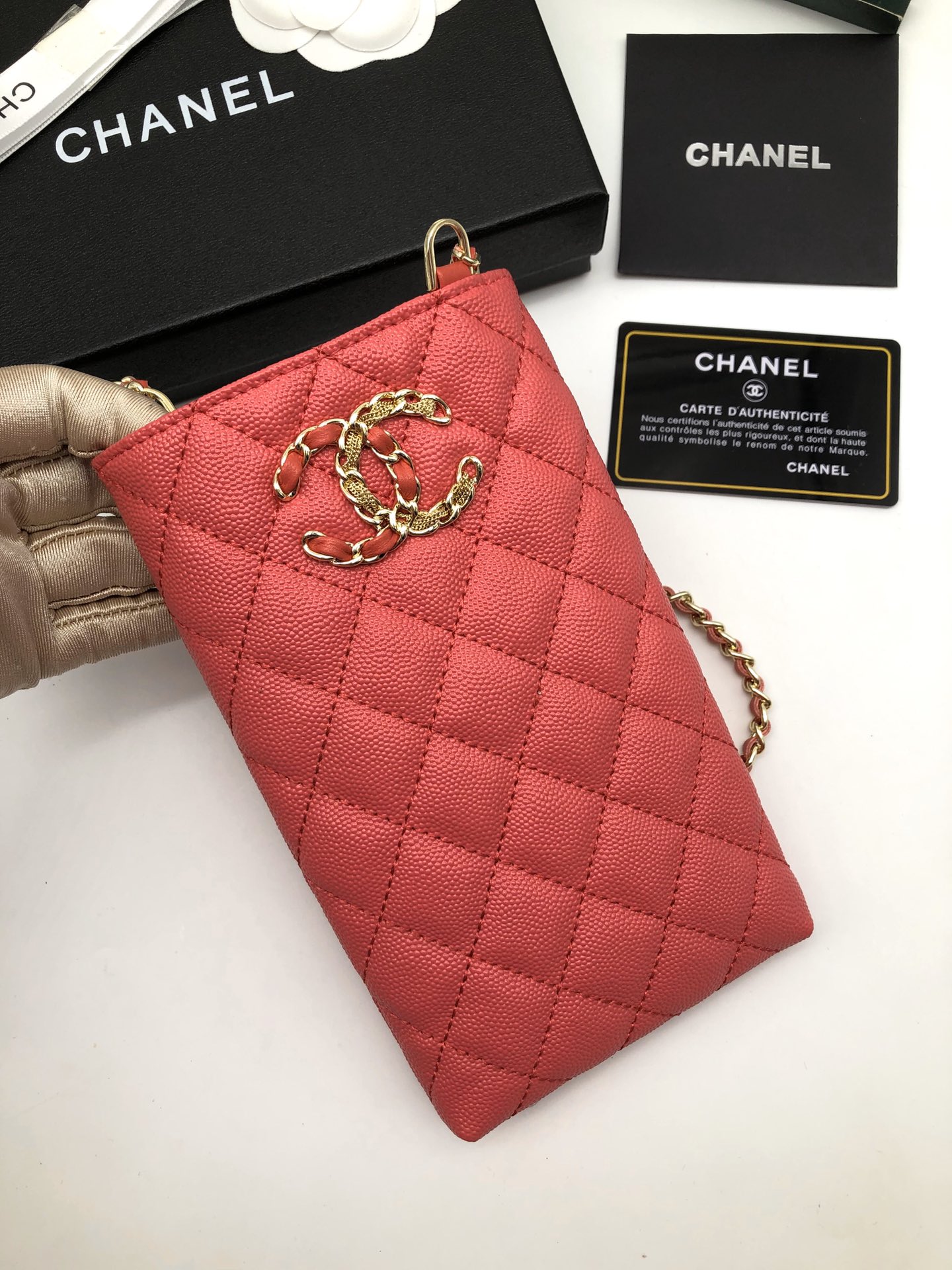 芸能人愛用Chanel シャネル 実物の写真 N品スーパーコピー財布代引き対応国内発送後払い安全必ず届く優良サイト